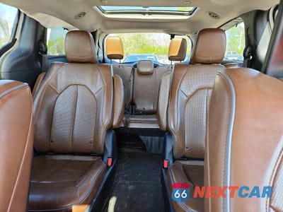 Zdjęcie 10 z 13 samochodu: 2018 CHRYSLER PACIFICA HYBRID LIMITED VIN:2C4RC1N74JR212806 - miniatura