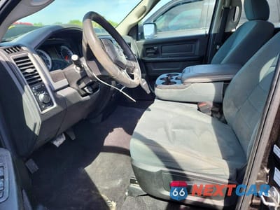 Zdjęcie 7 z 12 samochodu: 2018 RAM 1500 ST VIN:1C6RR6FG1JS262045 - miniatura