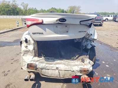 Zdjęcie 6 z 12 samochodu: 2013 KIA OPTIMA SX VIN:5XXGR4A64DG211592 - miniatura