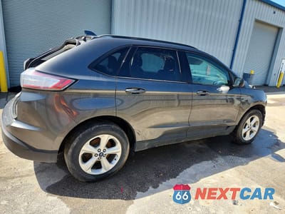 Trzecie zdjęcie samochodu z tyłu: 2018 FORD EDGE SE VIN:2FMPK3G93JBC12241 - miniatura