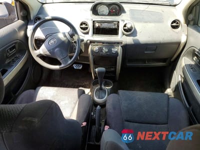 Zdjęcie 8 z 13 samochodu: 2004 SCION XA BASE VIN:JTKKT604240045249 - miniatura