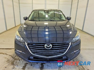 Piąte zdjęcie samochodu w środku: 2018 MAZDA 3 SPORT VIN:3MZBN1U70JM190546 - miniatura