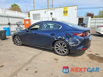 Drugie zdjęcie samochodu z przodu: 2024 MAZDA 3 PREFERRED VIN:3MZBPACM4RM413264 - miniatura
