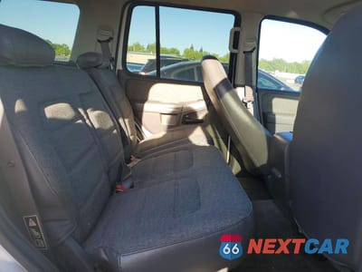 Zdjęcie 11 z 13 samochodu: 2002 FORD EXPLORER XLS VIN:1FMZU72E72ZB59282 - miniatura