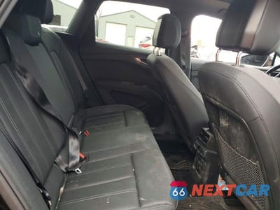 Zdjęcie 11 z 13 samochodu: 2024 AUDI Q4 E-TRON VIN:WA1G2AFZ2RP009270 - miniatura