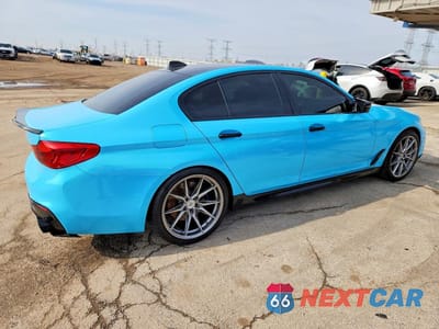 Trzecie zdjęcie samochodu z tyłu: 2018 BMW M550XI VIN:WBAJB9C52JB036933 - miniatura