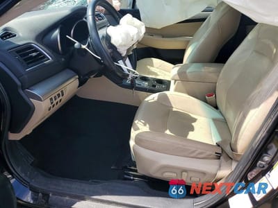 Zdjęcie 7 z 12 samochodu: 2015 SUBARU LEGACY 2.5I PREMIUM VIN:4S3BNAC65F3052974 - miniatura