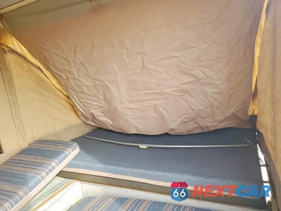 Piąte zdjęcie samochodu w środku: 1992 JAYCO CAMPER VIN:1UJAJ01E2N1FF0909 - miniatura