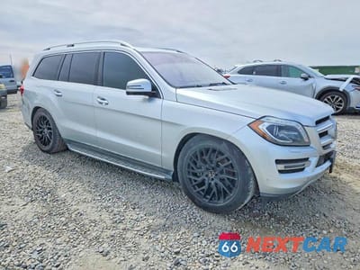 Czwarte zdjęcie samochodu z boku: 2015 MERCEDES-BENZ GL 450 4MATIC VIN:4JGDF6EE7FA500789 - miniatura