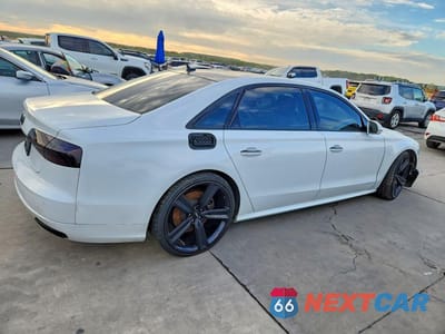 Trzecie zdjęcie samochodu z tyłu: 2017 AUDI A8 L QUATTRO VIN:WAU43AFD3HN016133 - miniatura