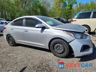 Czwarte zdjęcie samochodu z boku: 2020 HYUNDAI ACCENT SE VIN:3KPC24A68LE097235 - miniatura