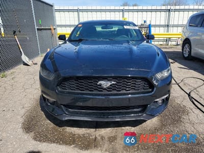 Piąte zdjęcie samochodu w środku: 2016 FORD MUSTANG VIN:1FA6P8TH6G5229601 - miniatura