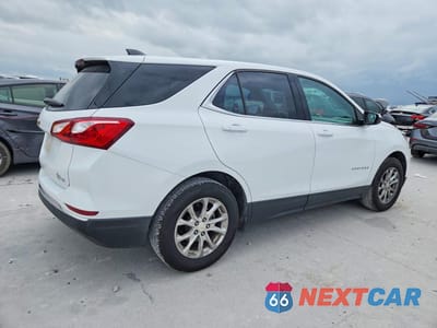Trzecie zdjęcie samochodu z tyłu: 2020 CHEVROLET EQUINOX LT VIN:2GNAXKEV4L6204030 - miniatura