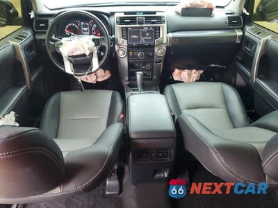 Zdjęcie 8 z 13 samochodu: 2023 TOYOTA 4RUNNER SR5 PREMIUM VIN:JTEFU5JR1P5303631 - miniatura