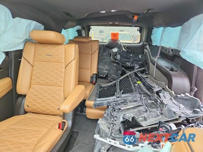 Zdjęcie 10 z 13 samochodu: 2021 CADILLAC ESCALADE ESV SPORT VIN:1GYS4NKL2MR346080 - miniatura