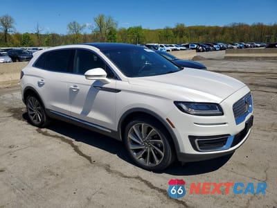 Czwarte zdjęcie samochodu z boku: 2019 LINCOLN NAUTILUS RESERVE VIN:2LMPJ8L99KBL30242 - miniatura