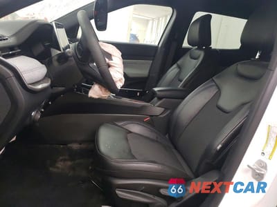Zdjęcie 7 z 14 samochodu: 2025 JEEP COMPASS LATITUDE VIN:3C4NJDBN2ST598214 - miniatura