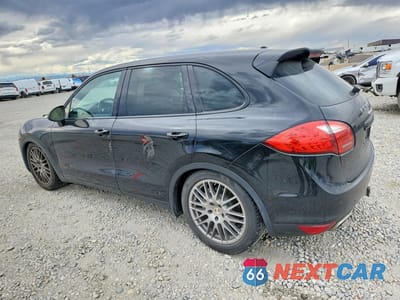 Drugie zdjęcie samochodu z przodu: 2012 PORSCHE CAYENNE S VIN:WP1AB2A26CLA51840 - miniatura