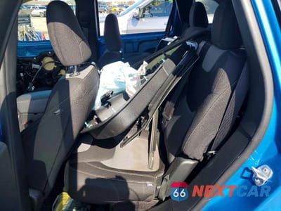 Zdjęcie 10 z 12 samochodu: 2018 JEEP CHEROKEE LATITUDE VIN:1C4PJLCB0JD558919 - miniatura