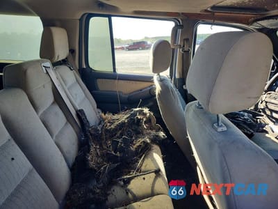 Zdjęcie 10 z 12 samochodu: 2008 FORD EXPLORER XLT VIN:1FMEU63EX8UA49890 - miniatura