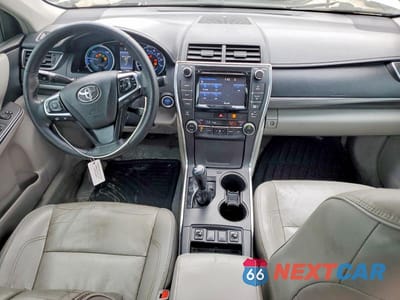 Zdjęcie 8 z 12 samochodu: 2015 TOYOTA CAMRY XLE VIN:4T1BD1FK8FU162516 - miniatura