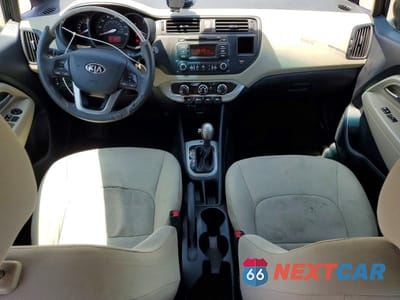Zdjęcie 8 z 12 samochodu: 2013 KIA RIO LX VIN:KNADM4A32D6243895 - miniatura