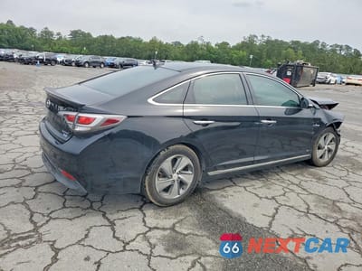 Trzecie zdjęcie samochodu z tyłu: 2017 HYUNDAI SONATA HYBRID LIMITED VIN:KMHE34L34HA066773 - miniatura