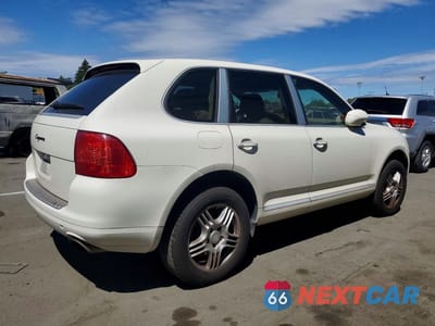 Trzecie zdjęcie samochodu z tyłu: 2006 PORSCHE CAYENNE VIN:WP1AA29P36LA28135 - miniatura