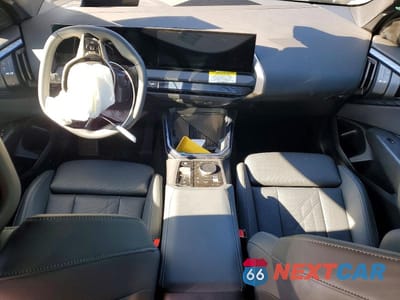 Zdjęcie 8 z 13 samochodu: 2025 BMW X3 30 XDRIVE VIN:5UX53GP02S9Z97723 - miniatura