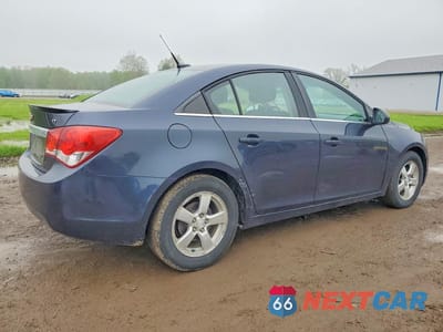 Trzecie zdjęcie samochodu z tyłu: 2013 CHEVROLET CRUZE LT VIN:1G1PC5SB3D7323577 - miniatura