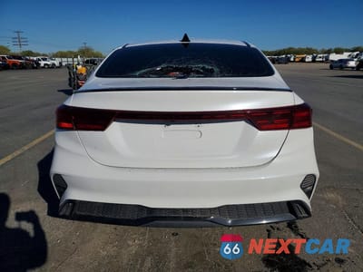 Zdjęcie 6 z 12 samochodu: 2023 KIA FORTE GT LINE VIN:3KPF54AD1PE660392 - miniatura