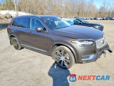 Czwarte zdjęcie samochodu z boku: 2024 VOLVO XC90 PLUS VIN:YV4L12PEXR1235971 - miniatura