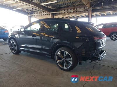 Drugie zdjęcie samochodu z przodu: 2024 AUDI Q4 E-TRON PREMIUM PLUS VIN:WA1LUBFZ7RP044398 - miniatura