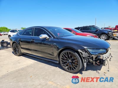 Czwarte zdjęcie samochodu z boku: 2017 AUDI S7 PREMIUM PLUS VIN:WAUWFAFC7HN131440 - miniatura