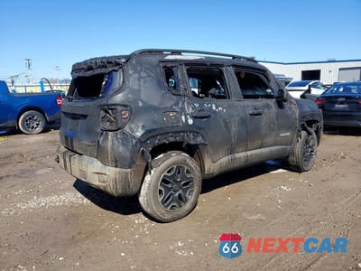 Trzecie zdjęcie samochodu z tyłu: 2016 JEEP RENEGADE TRAILHAWK VIN:ZACCJBCT5GPC86959 - miniatura