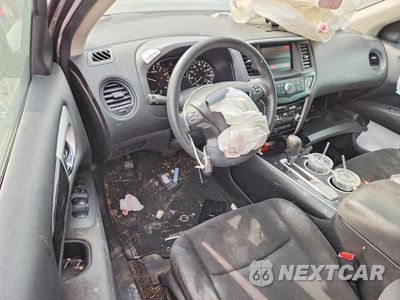 Zdjęcie 8 z 13 samochodu: 2016 NISSAN PATHFINDER S VIN:5N1AR2MN9GC666838 - miniatura