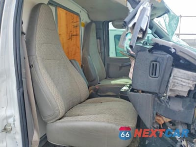 Zdjęcie 11 z 13 samochodu: 2017 CHEVROLET EXPRESS G3500 VIN:1GB0GRFGXH1121164 - miniatura