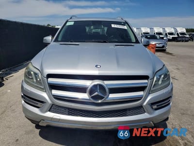 Piąte zdjęcie samochodu w środku: 2014 MERCEDES-BENZ GL 450 4MATIC VIN:4JGDF7CE2EA339548 - miniatura