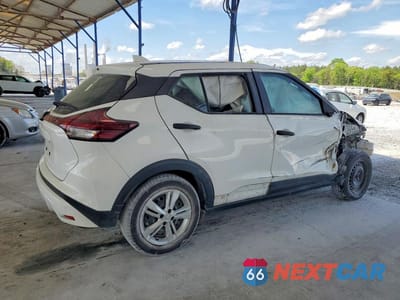 Trzecie zdjęcie samochodu z tyłu: 2023 NISSAN KICKS S VIN:3N1CP5BV9PL531468 - miniatura