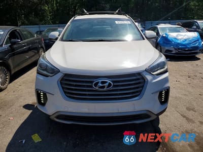 Piąte zdjęcie samochodu w środku: 2017 HYUNDAI SANTA FE SE VIN:KM8SM4HF4HU197655 - miniatura