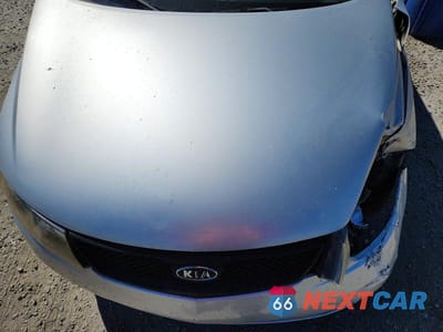 Zdjęcie 11 z 12 samochodu: 2010 KIA FORTE LX VIN:KNAFT4A27A5049285 - miniatura