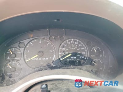 Zdjęcie 9 z 12 samochodu: 2000 GMC JIMMY / ENVOY VIN:1GKDT13W2Y2334260 - miniatura