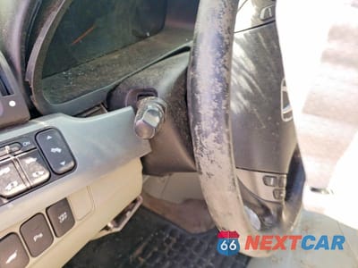 Zdjęcie 9 z 13 samochodu: 2005 HONDA ODYSSEY TOURING VIN:5FNRL38825B043239 - miniatura