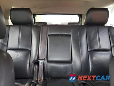 Zdjęcie 10 z 12 samochodu: 2014 CHEVROLET TAHOE C1500 LT VIN:1GNSCBE00ER232662 - miniatura