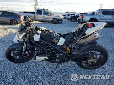 Trzecie zdjęcie samochodu z tyłu: 2010 DUCATI STREETFIGHTER BASE VIN:ZDM11BEW5AB003268 - miniatura