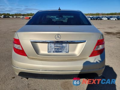 Zdjęcie 6 z 11 samochodu: 2010 MERCEDES-BENZ C 300 4MATIC VIN:WDDGF8BB8AF402055 - miniatura