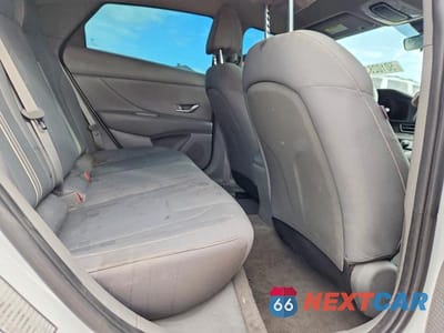 Zdjęcie 10 z 12 samochodu: 2021 HYUNDAI ELANTRA SEL VIN:5NPLM4AG4MH017459 - miniatura