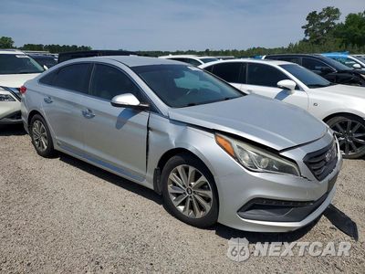 Czwarte zdjęcie samochodu z boku: 2015 HYUNDAI SONATA SPORT VIN:5NPE34AF7FH042586 - miniatura