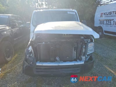 Piąte zdjęcie samochodu w środku: 2019 NISSAN NV 2500 UTILITY / SERVICE VAN VIN:1N6BF0KY9KN806576 - miniatura