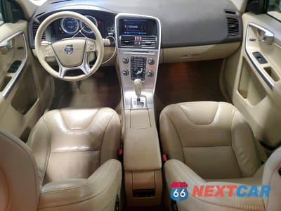 Zdjęcie 8 z 13 samochodu: 2012 VOLVO XC60 T6 VIN:YV4902DZ7C2244293 - miniatura
